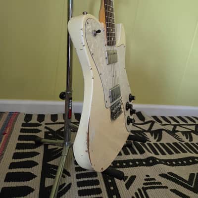 Fender Telecaster Deluxe, aged white Chris Shiflett Artist Series image 2