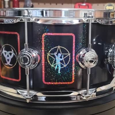 DW Anika Nilles / RUSH DRVD6514SVCBK 6.5"x14" Fifty Something Tour Tribute Snare Drum 2026 - Black Nickel over Brass image 2