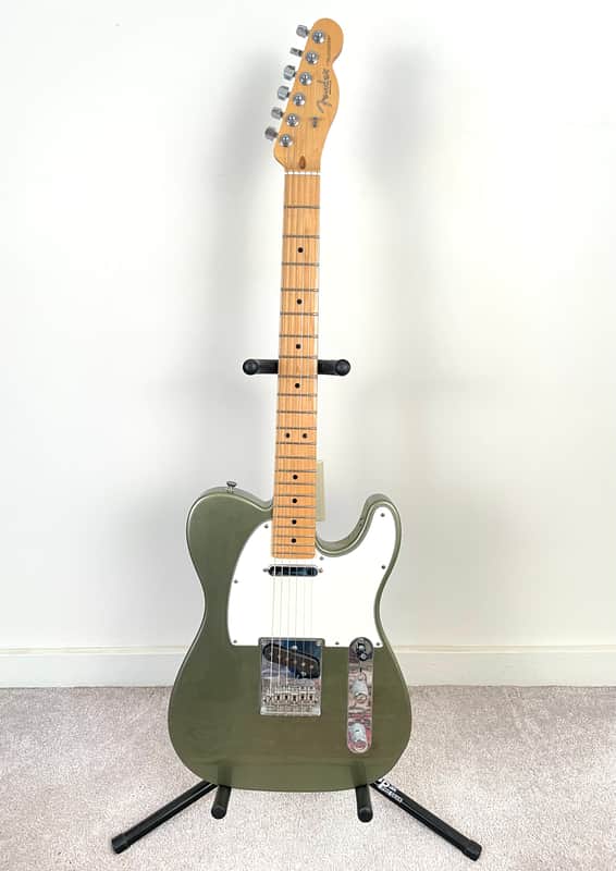 Fender American Standard Telecaster with Maple Fretboard