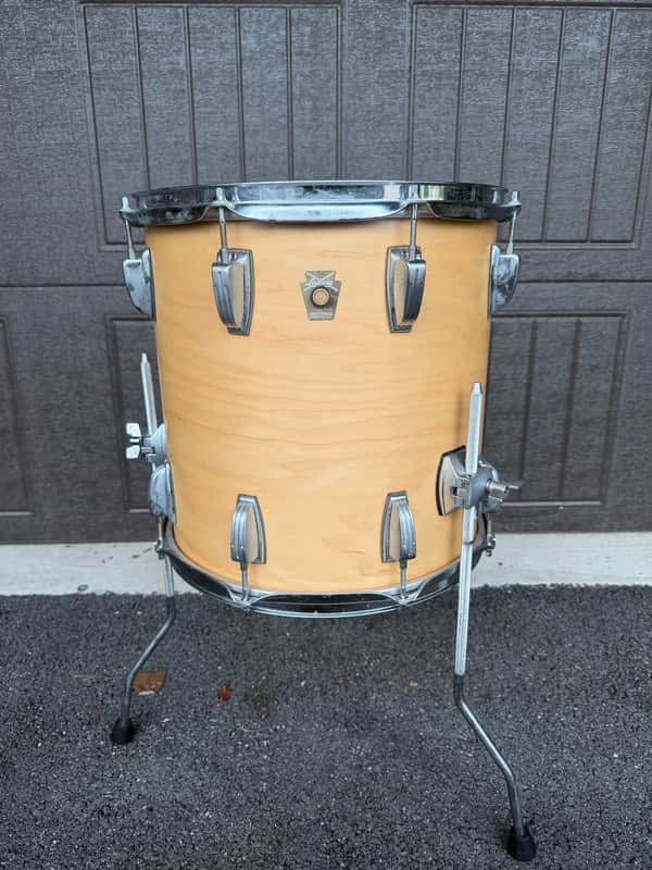 Classic Maple 14x14 floor tom drum Keystone badge
