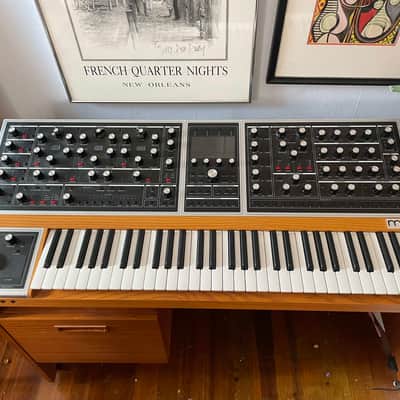 8-Voice with Flight Case