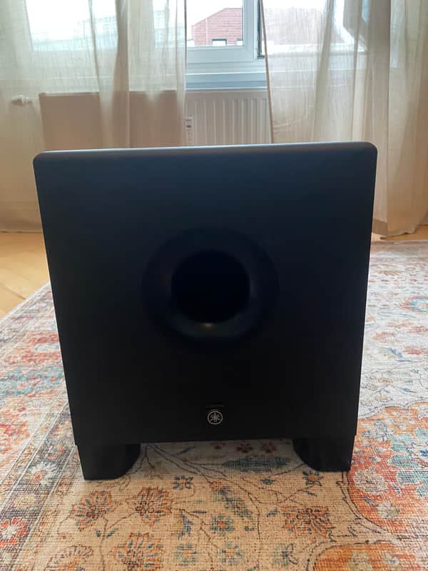 Yamaha HS8S Powered Subwoofer - Black image 1