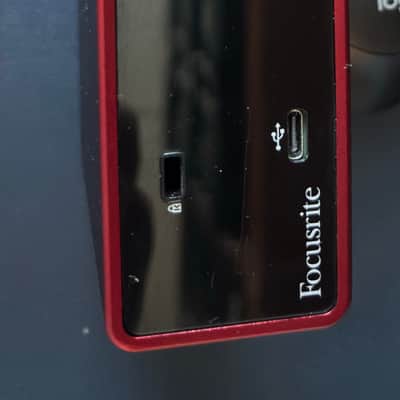 Single Owner Focusrite Scarlett 2i2 3rd Gen USB Audio Interface 2019 image 4