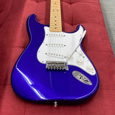 Fender Standard Stratocaster, Maple Fingerboard, White Pickguard 1999 - Midnight Blue image 7