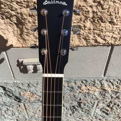 Eastman AC322CE Solid Sapele/Sitka Spruce Grand Auditorium Cutaway with Electronics Natural image 3