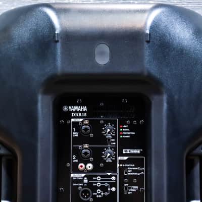 Yamaha DBR15 - 2-Way Bi-Amp Bass-Reflex Type 1000-Watt 15" Powered Loudspeaker image 5