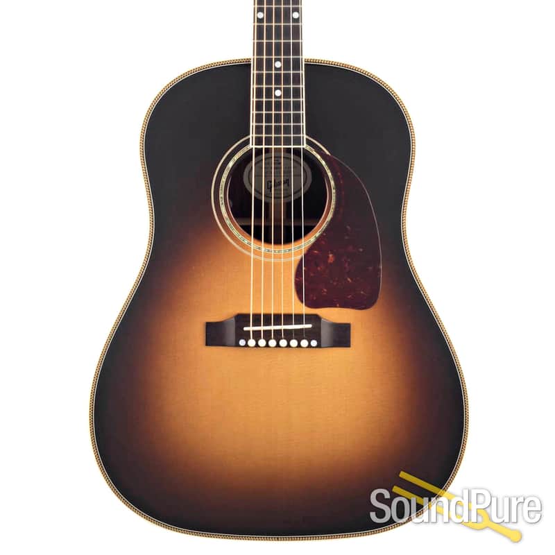 Gibson J-45 Custom