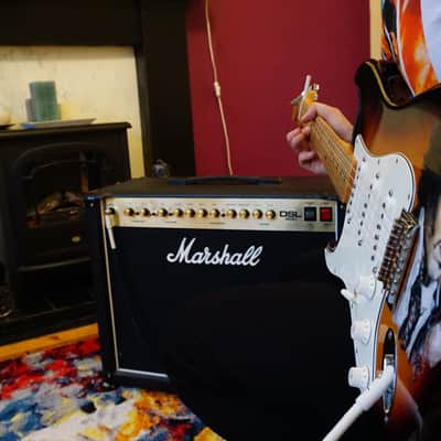 Fender stratocaster custom 69 pickups & Jimi Hendrix painting 2019 Sunburst image 3