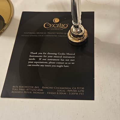 Mendini By Cecilio Bb Trumpet - Brass, Gold Trumpets w/Instrument Case, Cloth, Oil image 4