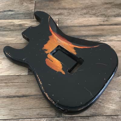 Made to Order - FRANCHIN Mercury guitar body Relic Aged 100% Nitro Lacquer COLOR OVER COLOR (Sunburst/ Black/ White/ Blue/ Green/ Yellow/ Red/ Pink/ Burgundy/ Purple/ Gold/ Silver, etc.) Basswood Poplar Stratocaster-Strat-S-Style Made in Italy image 8