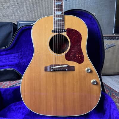 GIBSON J-160 E JOHN LENNON PEACE MODEL acoustic guitars for sale
