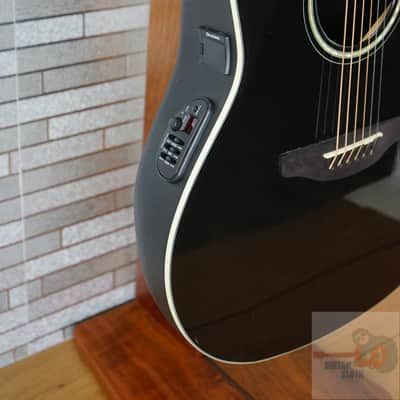 Ovation CS24-5-G E-Acoustic Guitar Celebrity Standard Mid Cutaway - Black image 8