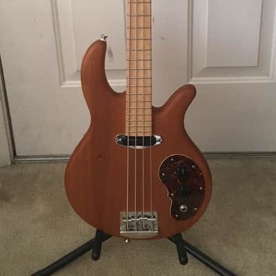 Birdsong Shortbass 2016 Natural image 1