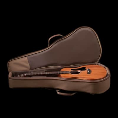 Taylor GS Mini Mahogany Acoustic Guitar With Gig Bag image 6