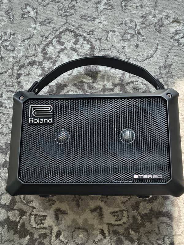 Roland Mobile Cube 2-Channel 5-Watt 2x4" Guitar Combo 2008 - Present - Black image 1