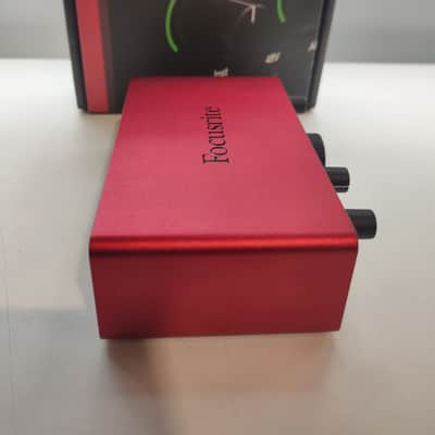 Focusrite Scarlett Solo 4rd Gen USB Audio Interface 2019 - Present - Red / Black image 4