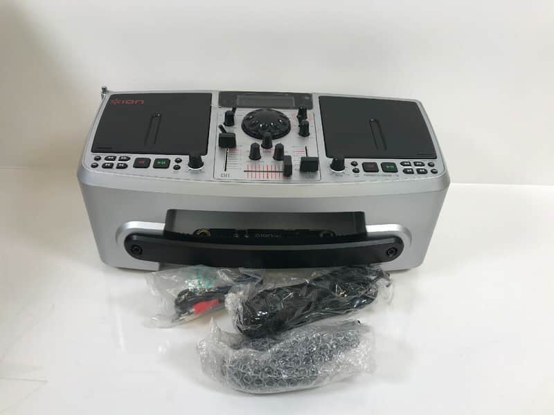 Ion Portable DJ Station CD Player/Radio iCD04-FX Used | Reverb