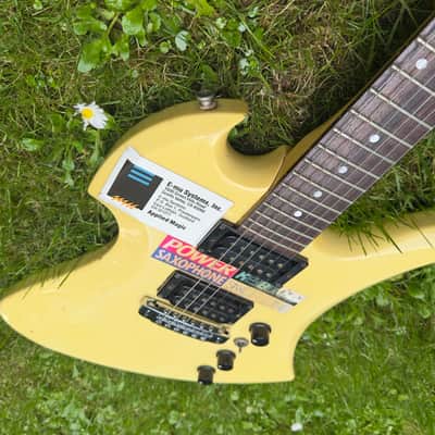 B.C. Rich Mockingbird 1985 - Vintage White image 4