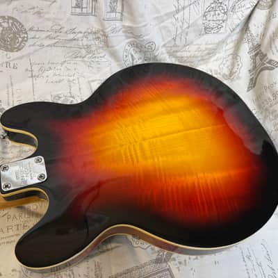 Late ‘60s Univox Hollowbody ES-335 330 Sunburst Finish Original Case NICE! image 13