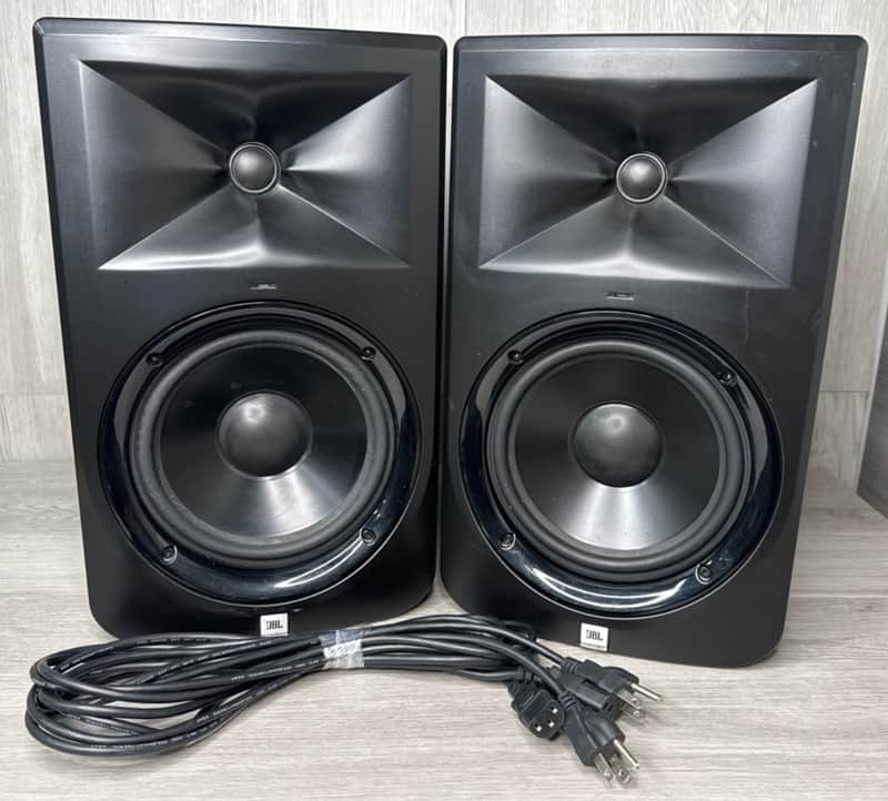 JBL LSR308 8