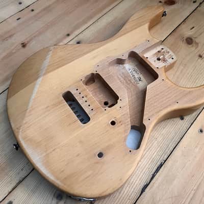Yamaha Pacifica 112V Electric Guitar Body 2009 Natural Roadworn imagen 2