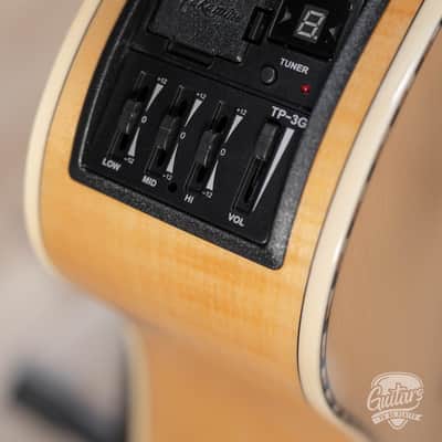 Takamine GD74CE-12U Unison 12-String Dreadnought Guitar w/ Gigbag – Natural image 6