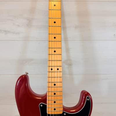 Fender Standard Stratocaster MIM Candy Apple Red Maple Neck 2005 Electric Guitar 2005 image 3