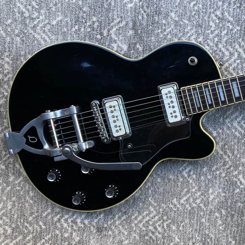 DeArmond M77-T with Hard Case image 1