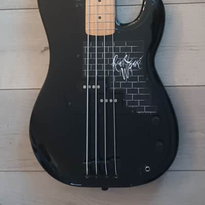 Fender Roger Waters Artist Series Signature Precision Bass 2017 - Black image 3