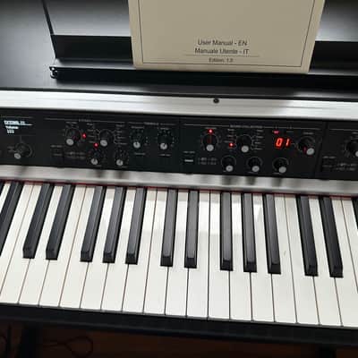 Viscount Legend '70s Artist-W Extended Stage Piano (SNR-04702859) image 3