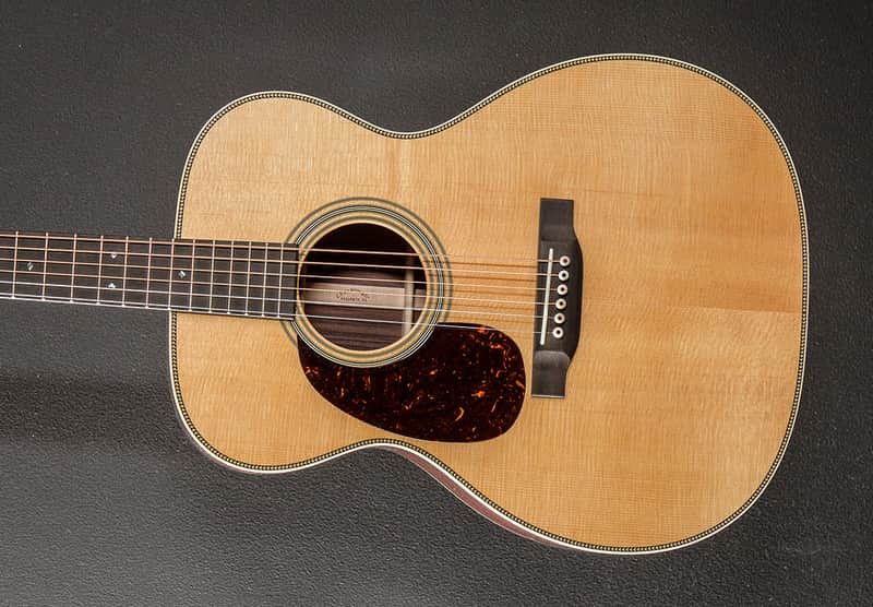 Martin New For 2025 000-28 Left Hand - Gloss Natural image 1