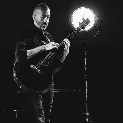 Ibanez JGM10-BSN Jon Gomm Signature Acoustic Guitar 6-String - Black Satin Top / Natural High Gloss Back and Sides + Cas image 20