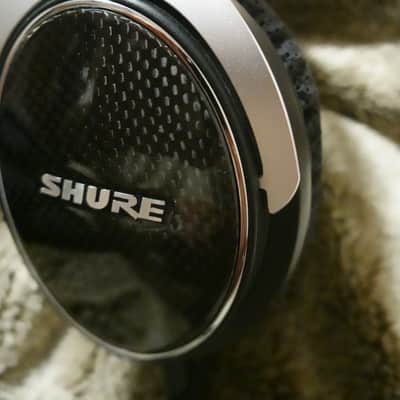Shure SRH1540 Professional Closed Back Studio Headphones 2010s - Black image 8