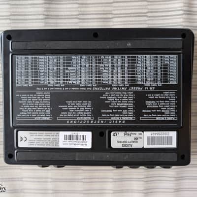 Alesis SR-16 Stereo Drum Machine image 3