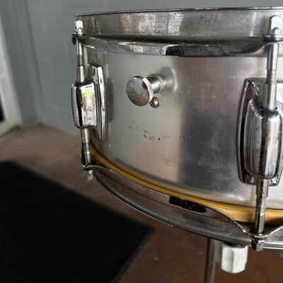 Vintage 70's Ludwig Standard Aluminum 5x14" Snare Drum image 4