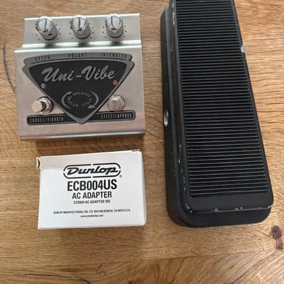 Dunlop UV-1 Uni-Vibe Chorus / Vibrato and foot controller pedal - Chrome image 2
