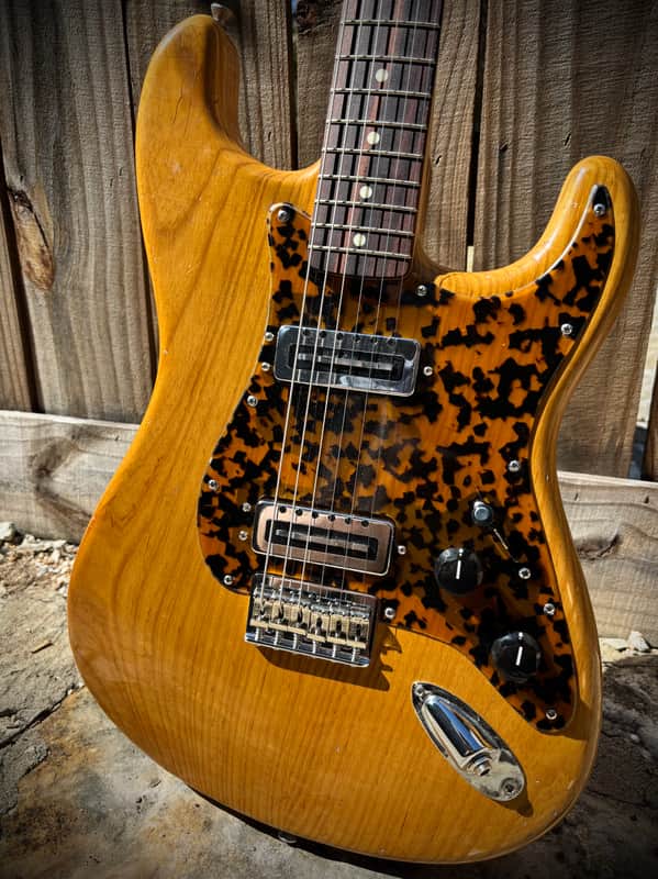 Spiller Instruments Shark Fin Hardtail Strat image 1