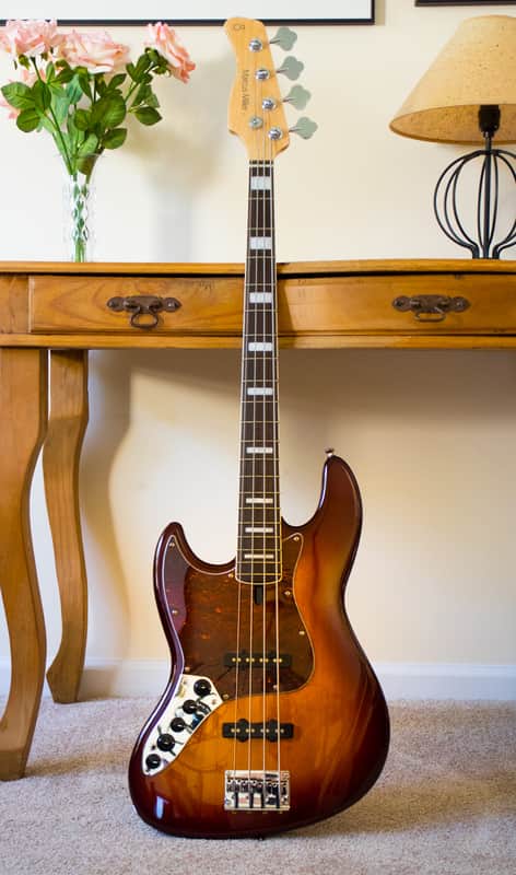 Sire LEFT-HANDED Marcus Miller v7 4-string TS image 1