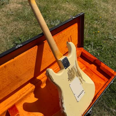Fender Stratocaster Custom Shop 68 Relic image 10
