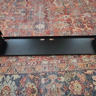 Tone Table Hinged Magnet Latch Pedalboard Riser 2026 - Black image 2