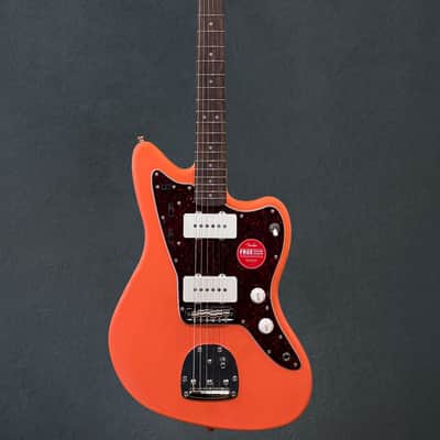 Squier Classic Vibe 60's Jazzmaster - Tahitian Coral image 3