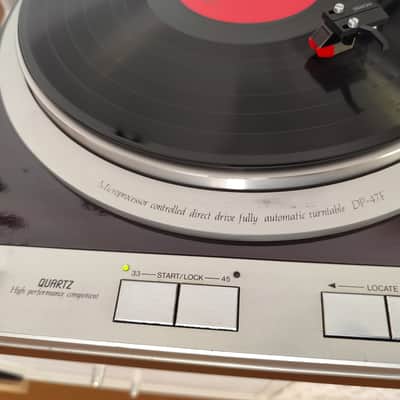 Denon DP 47F Turntable Quartz Automatic image 3