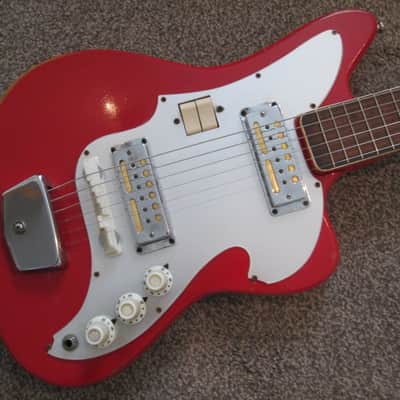 Futurama C and W sixties red image 2