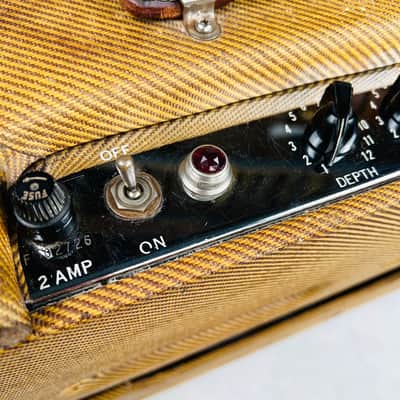 Fender Vibrolux 5F11 1x10" Combo Amplifier 1959 - Tweed image 9