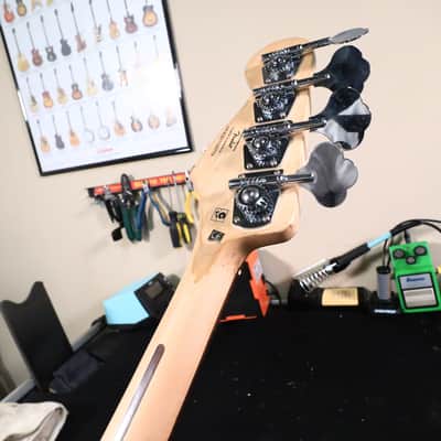 Squier Vintage Modified Jaguar Electric Active Bass Guitar Special Black image 19