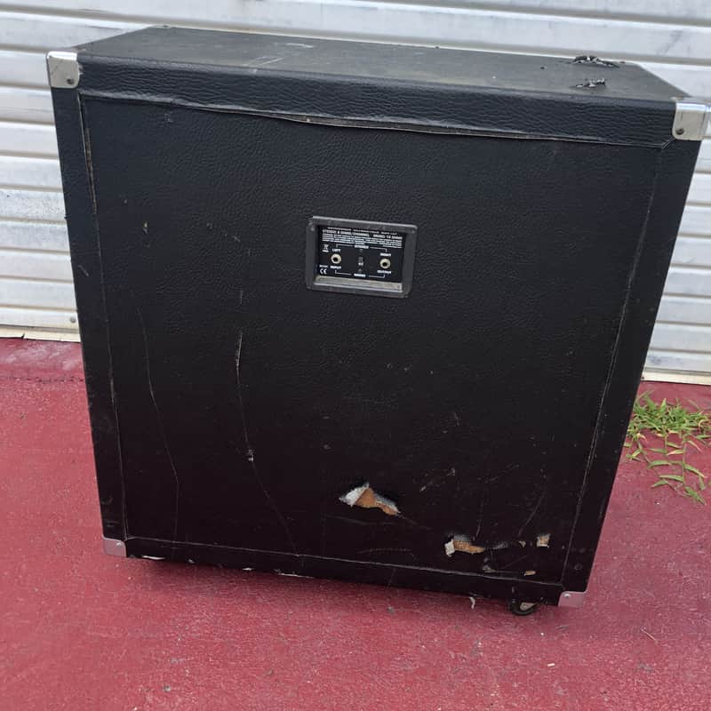 Used 4x12 Guitar Bottom Cabinet Behringer BG412F Ultrastack Local