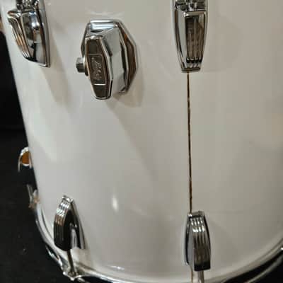 Vintage Ludwig 14x14 White Cortex Double-Headed Tom | Blue/Olive Badge | 6-Ply Shell | Late 70s Early 80s image 4