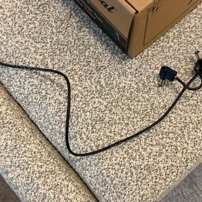 Tone King Imperial Preamp 2025 - Present - Cream / Black image 3