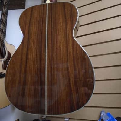 Eastman E20OM-TC w/hard case -store demo image 3