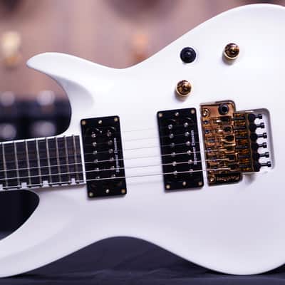 Edwards HorizonⅢ Parl white s-l400.jpg